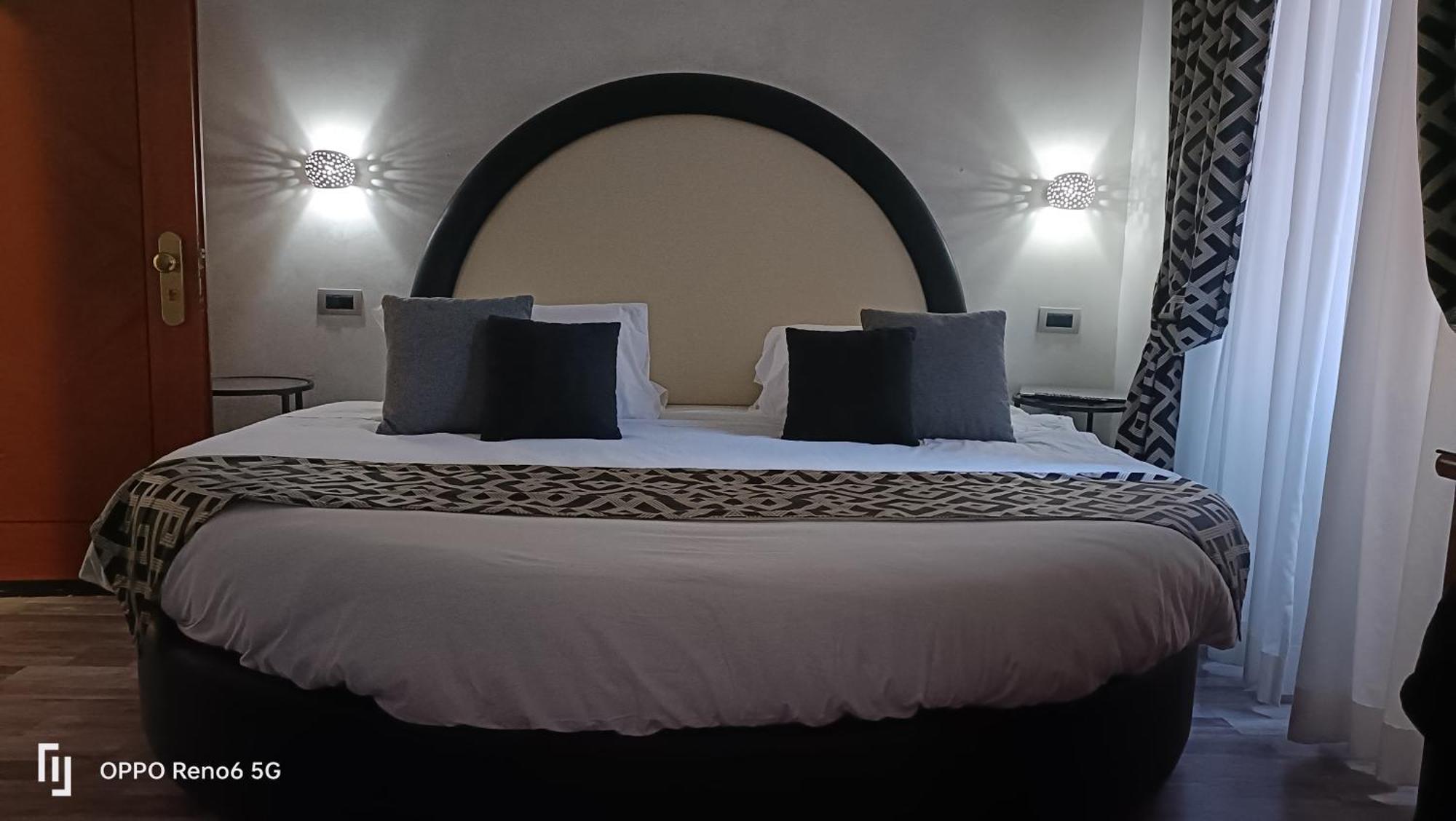 House 4 Mori Hotel Roma Exterior foto
